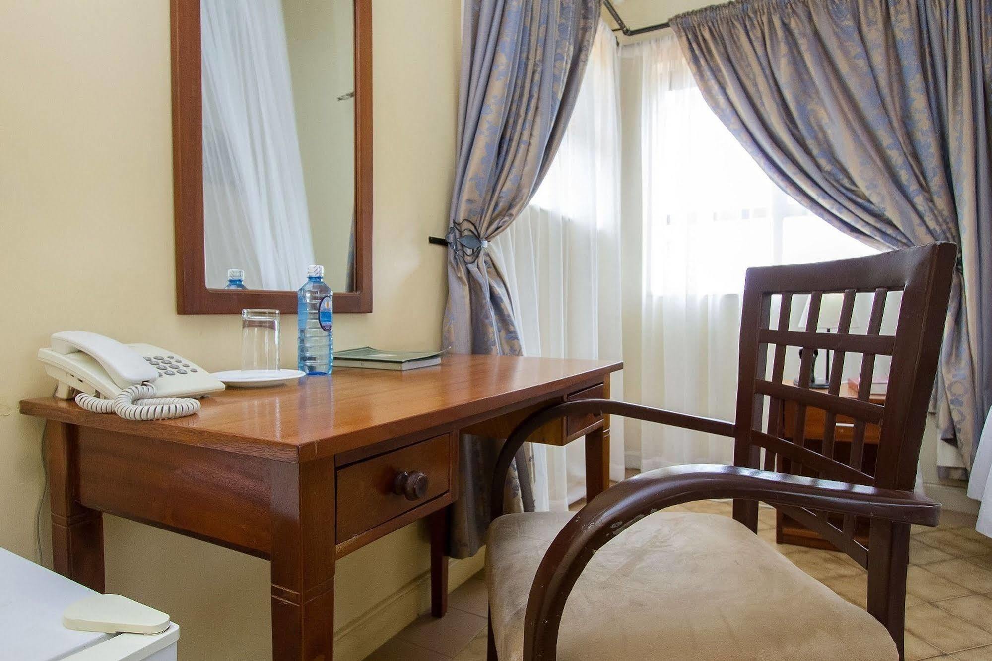 Jumuia Hotel Kisumu Luaran gambar